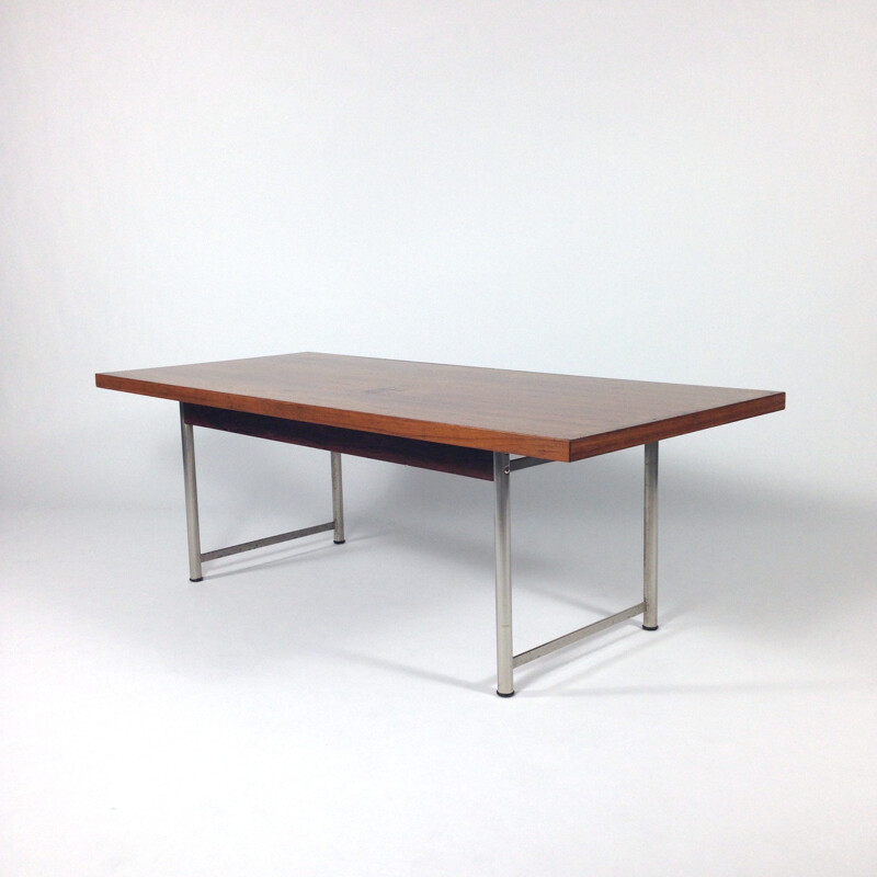 Pastoe coffee table in rosewood veneer and metal, Cees BRAAKMAN - 1960s