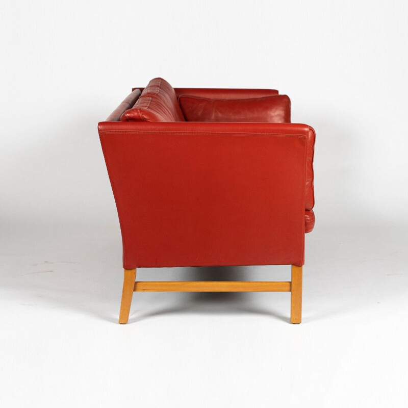 Canapé vintage en cuir rouge 2 places par Skippers Mobler