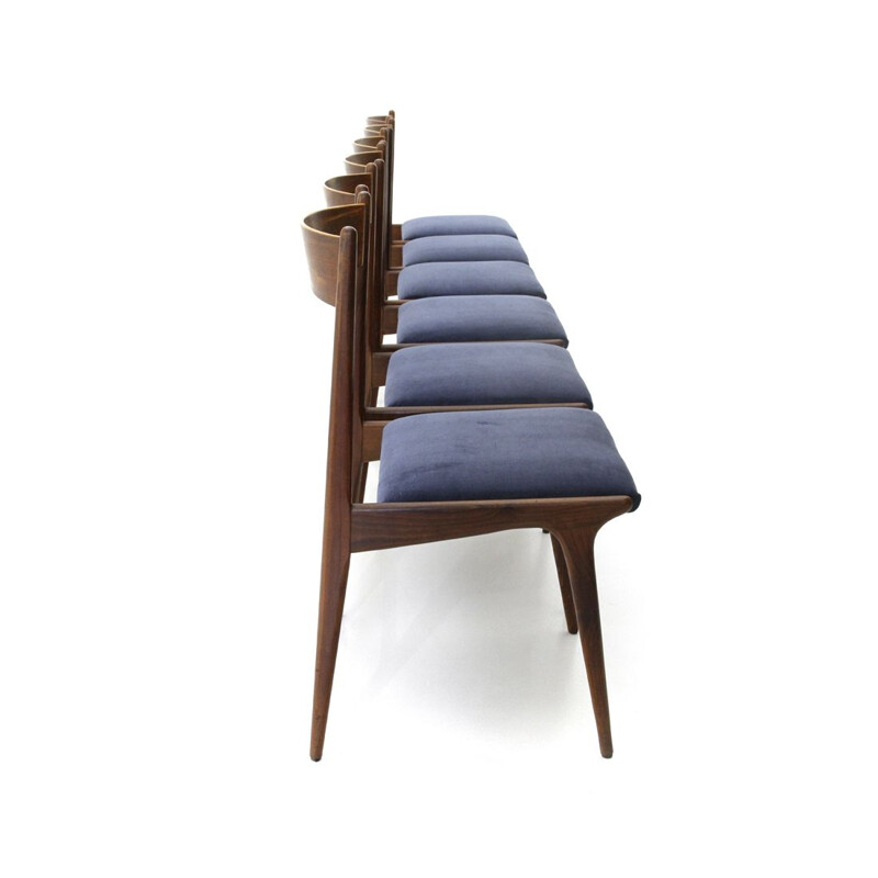 Suite de 6 chaises italiennes vintage en velours bleu