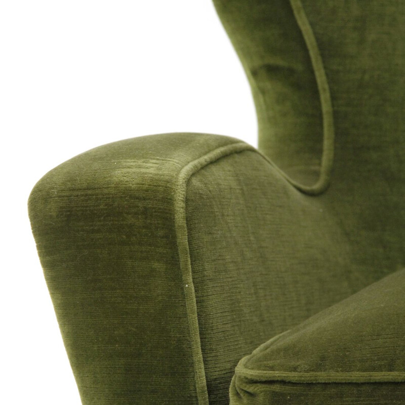 Vintage wooden armchair in green velvet