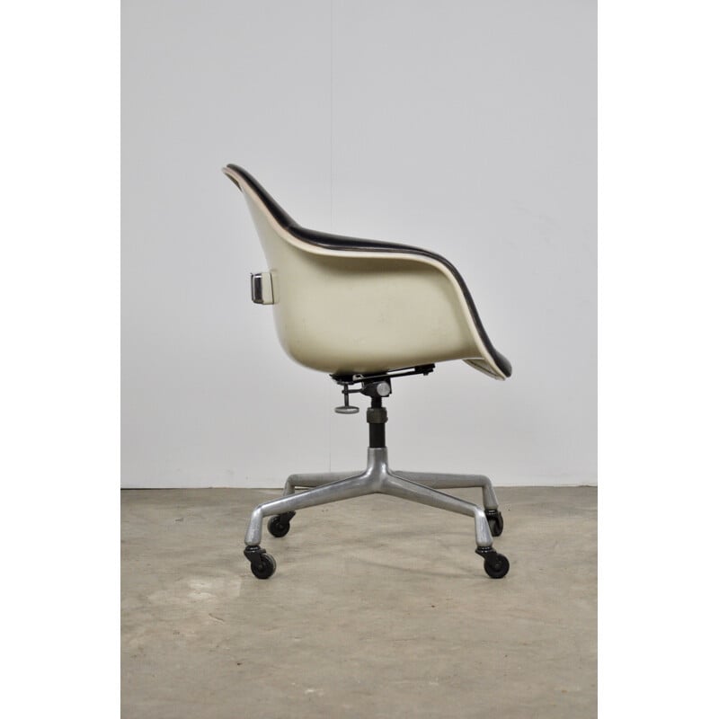 Vintage leather and fiberglass office chair by Charles Eames for Herman Miller