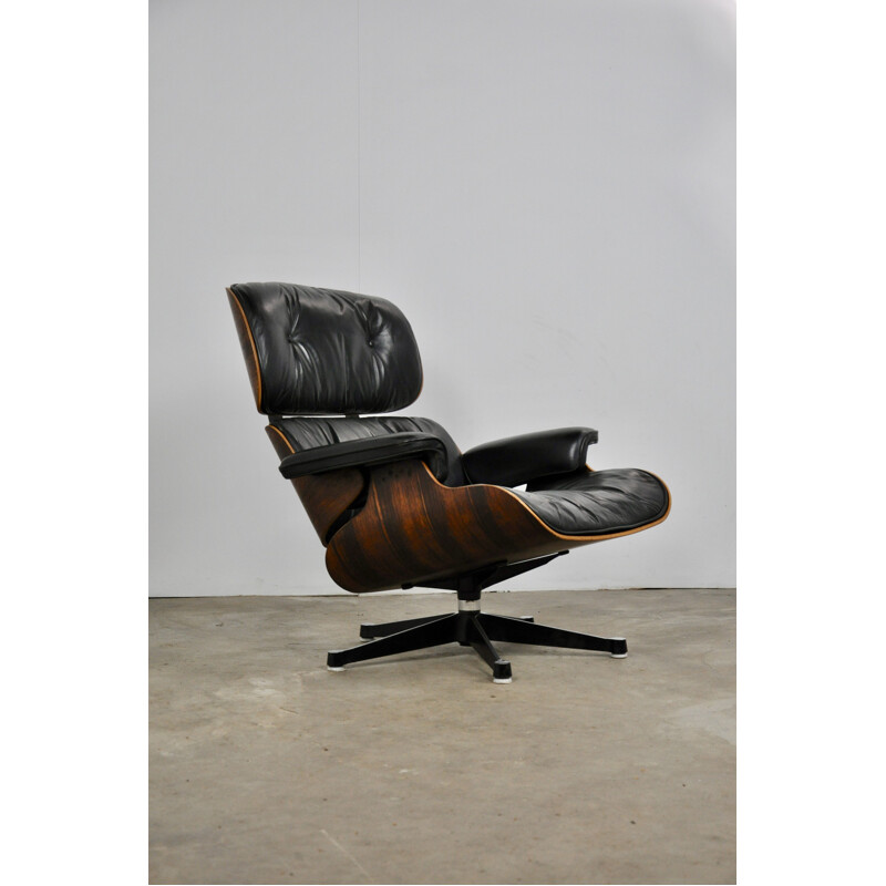 Lounge Chair by Charles & Ray Eames For Herman Miller