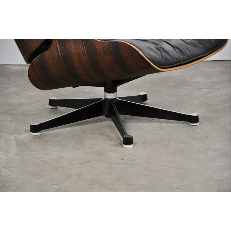 Lounge Chair by Charles & Ray Eames For Herman Miller