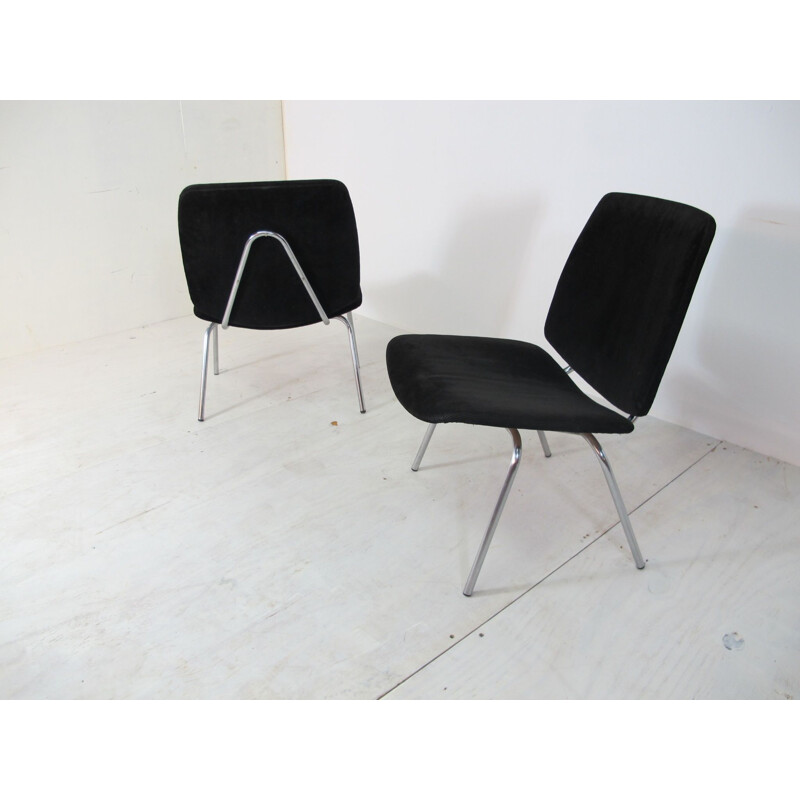 Pair of vintage black armchairs by Kho Liang Ie and Jan Ruigrok