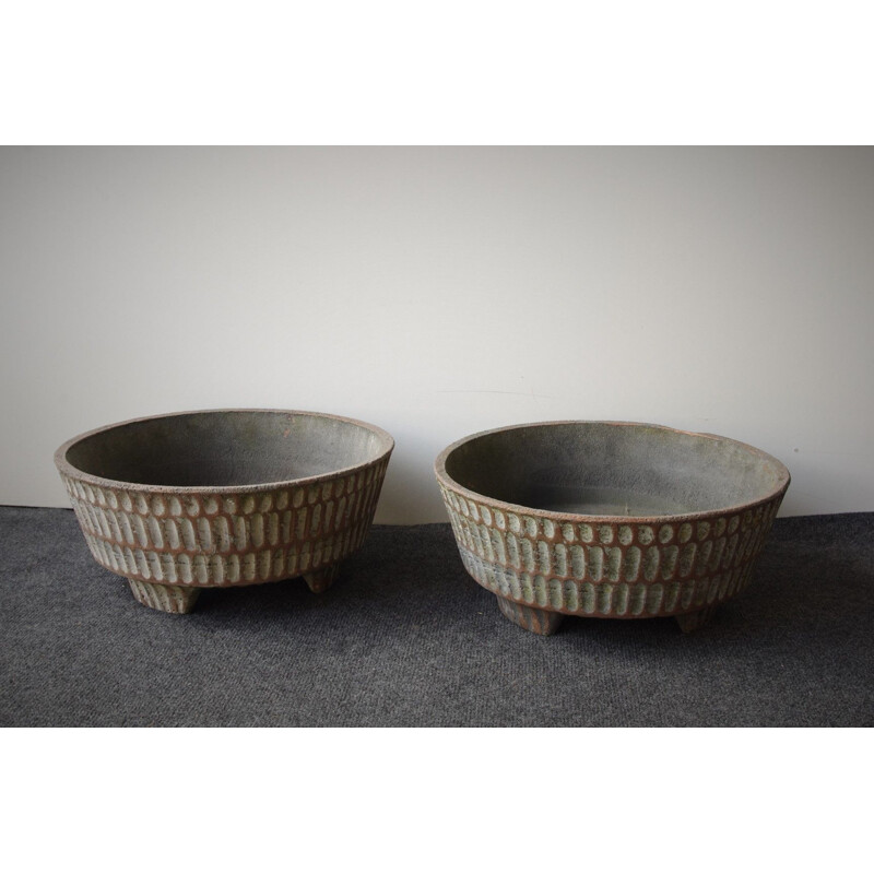 Set of 2 Large concrete planters 1970s