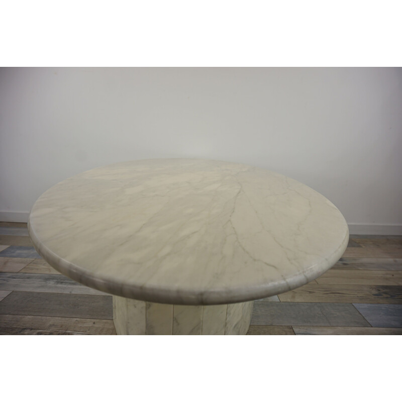 Vintage oval marble coffee table, 1970