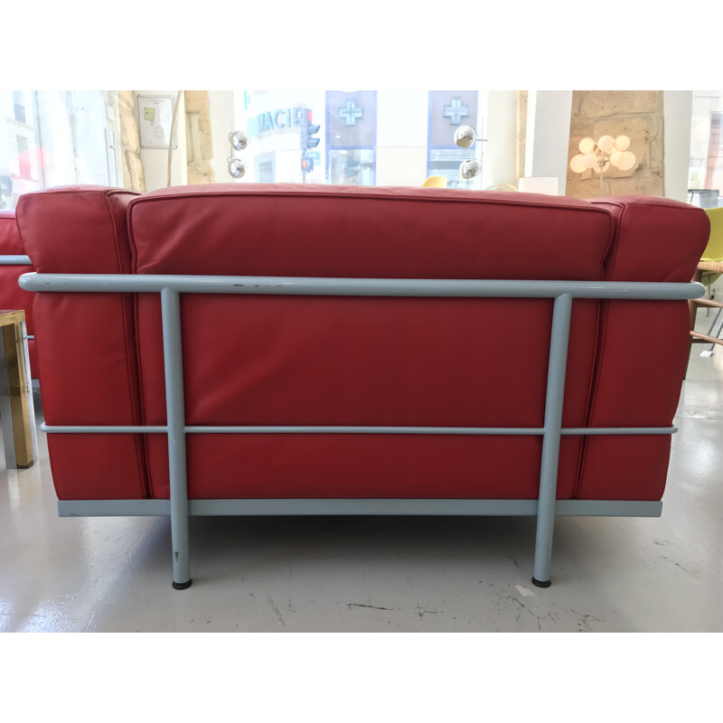 Paire de fauteuils vintage LC3 rouge par Le Corbusier pour Cassina