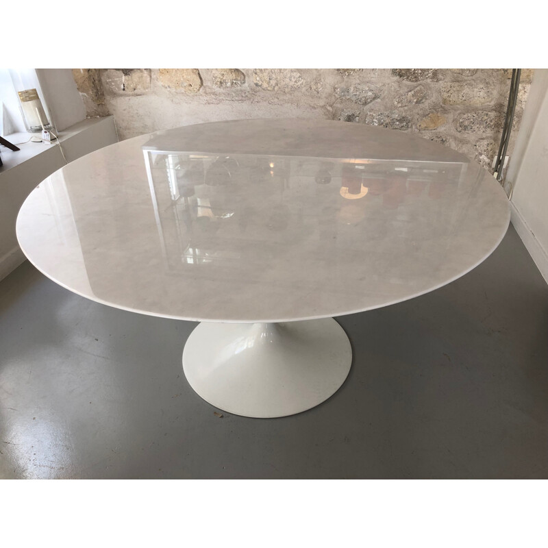 Vintage Tulip table by Eero Saarinen for Knoll, 137cm in Carrara marble 1970s
