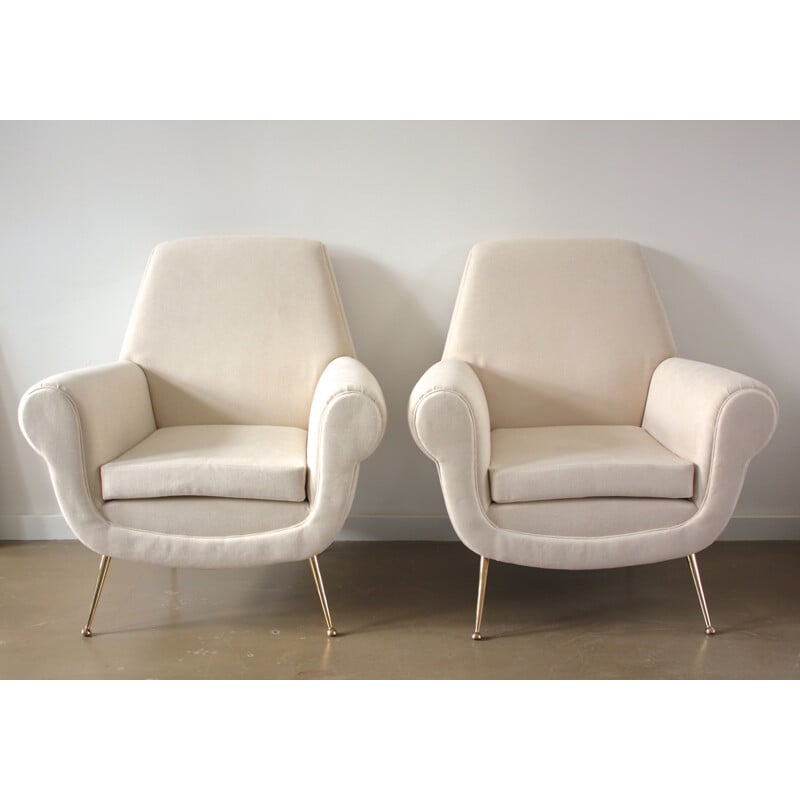 Minotti pair of Italian white lounge chairs, Gigi RADICE - 1950s