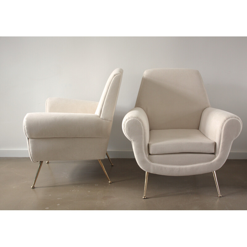 Minotti pair of Italian white lounge chairs, Gigi RADICE - 1950s