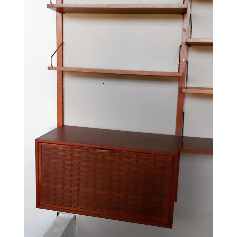 Vintage CADO shelf system by Poul Cadovius