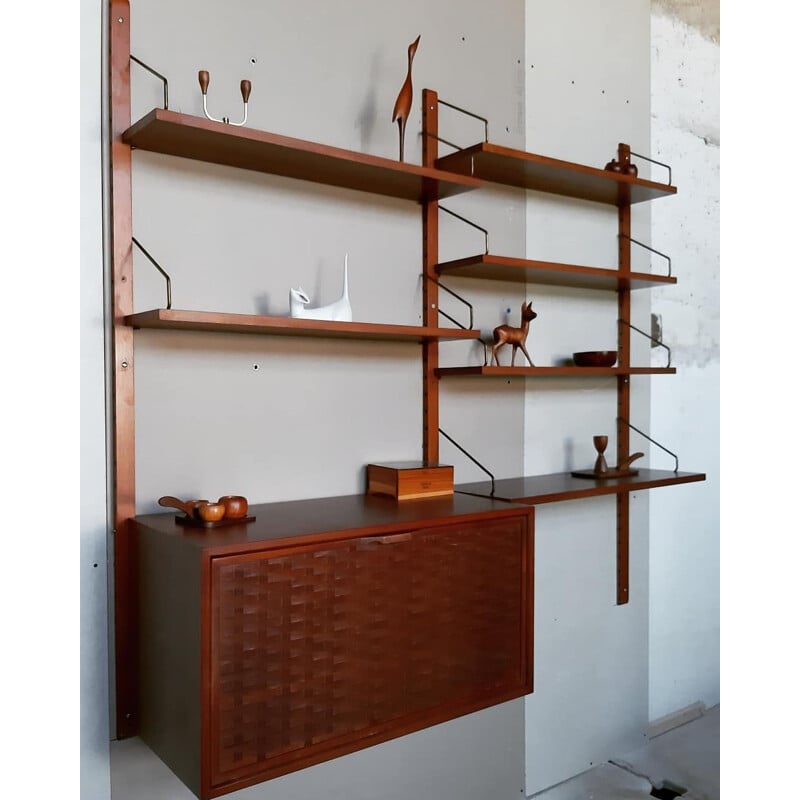 Vintage CADO shelf system by Poul Cadovius