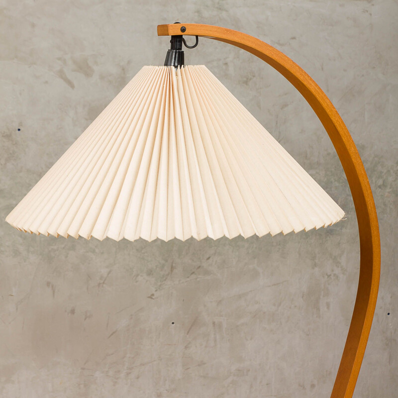 Lampadaire vintage en hêtre par Mads Cipriani