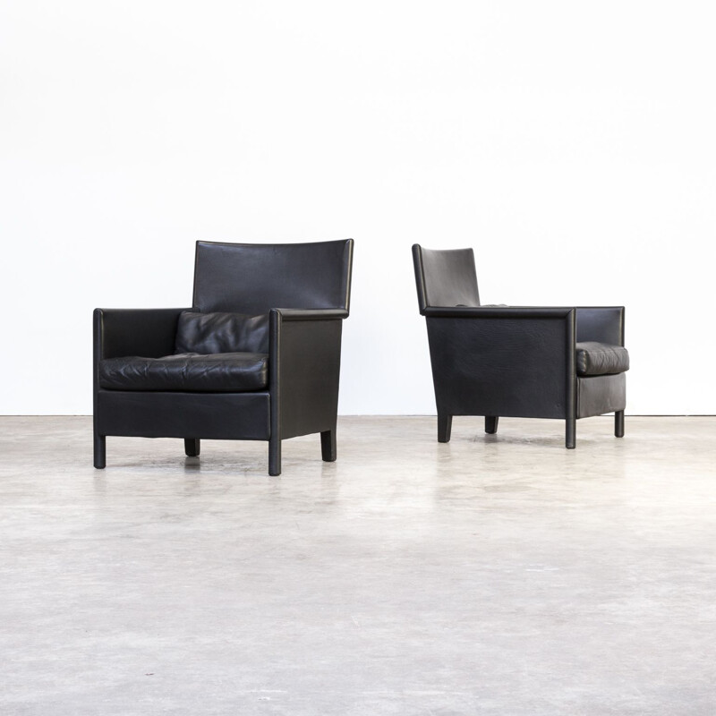 Set of 2 vintage lounge chairs in black leather Molteni & C Italy 1990s