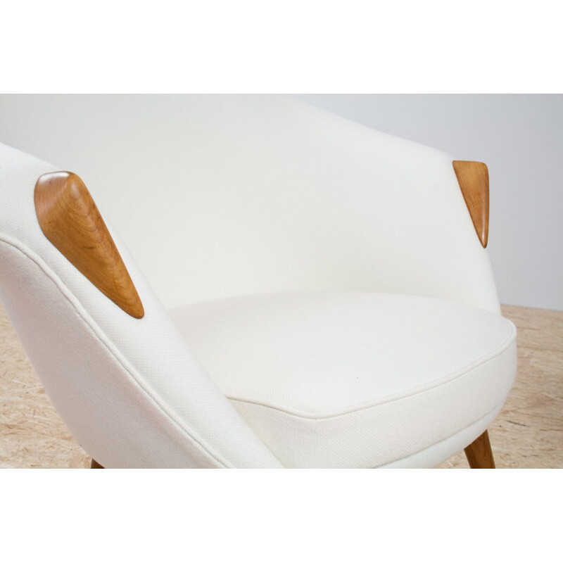 Vintage armchair in elm off-white wool, Nanna Ditzel Scandinavian 1950s