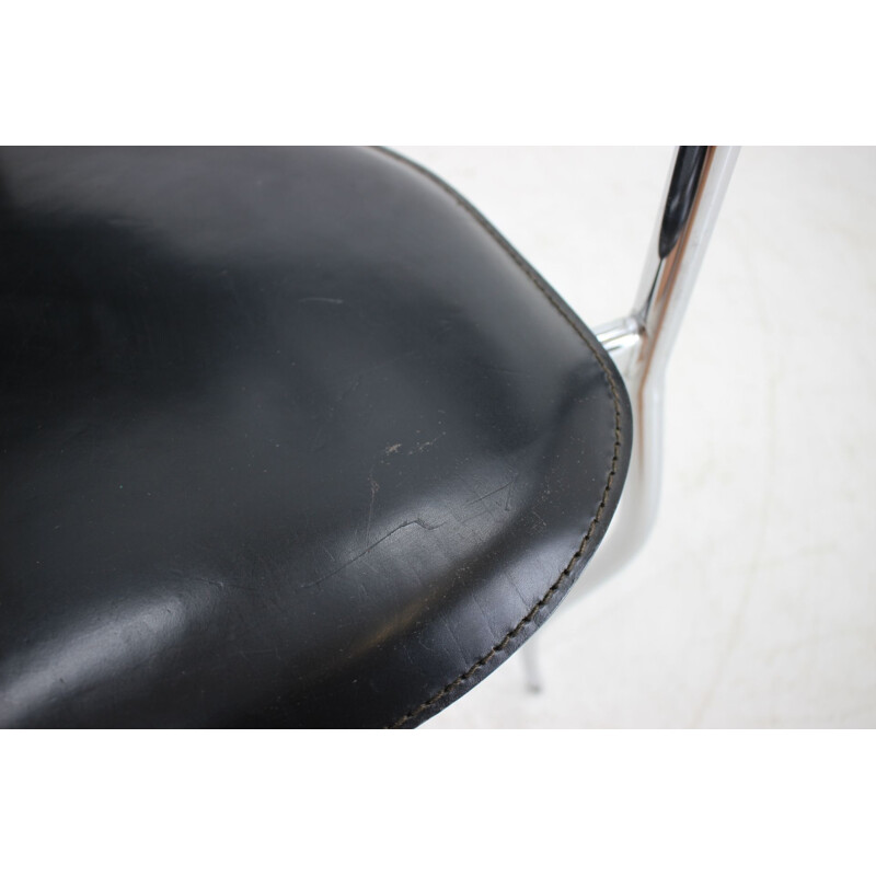 Vintage italian armchair by Arrben in black leather and iron 1960s