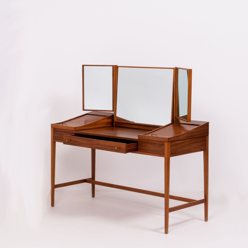 Vintage dressing table by Robert Heritage in teakwood 1960s
