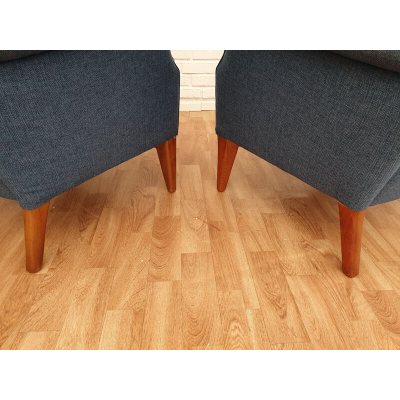 Set of 2 vintage danish armchairs for Fritz Hansen in blue fabric and beech 1960s