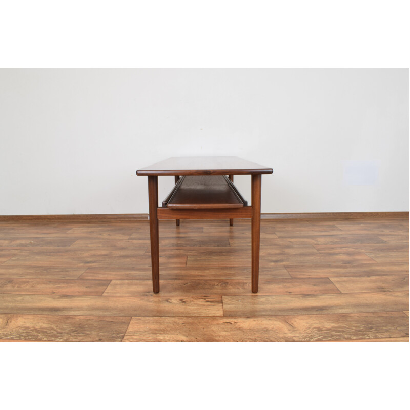 Vintage danish coffee table in teakwood 1960s