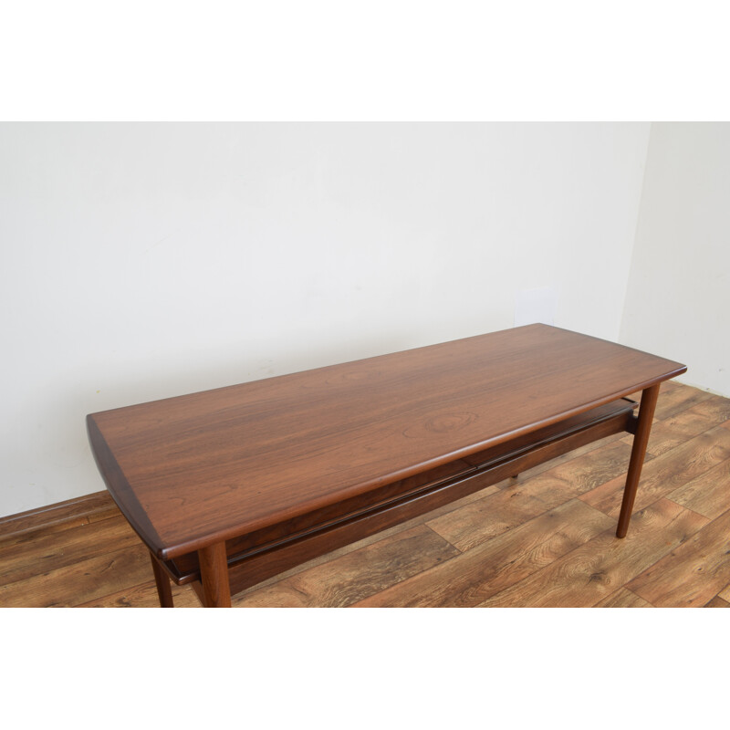 Vintage danish coffee table in teakwood 1960s