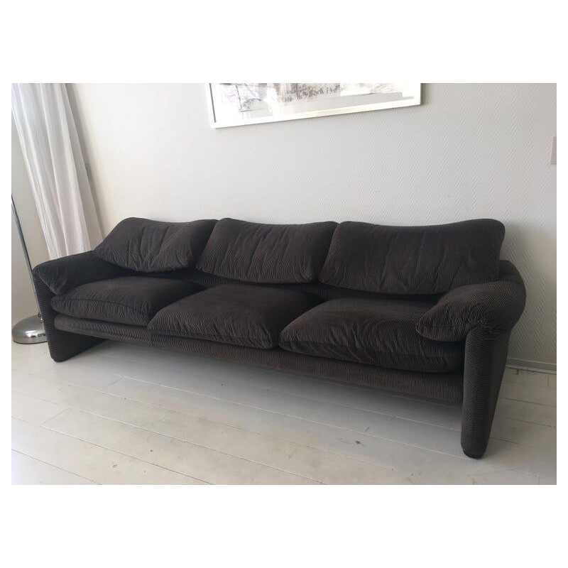 Canapé vintage modèle Maralunga pour Cassina en tissu gris 1970