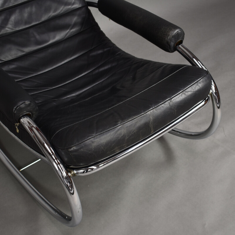 Italian vintage rocking chair in black leather