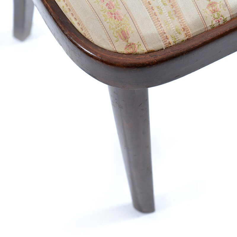 Vintage fabric and oak chair by Thonet, 1940