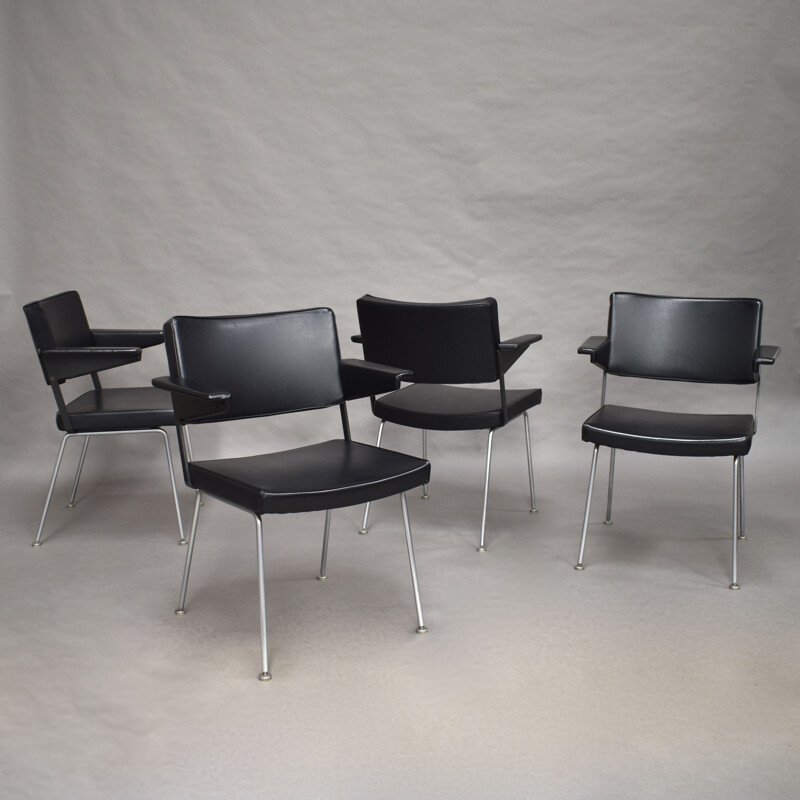 Set of 4 vintage chairs model 1265 by A. Cordemeyer for Gispen 1960s