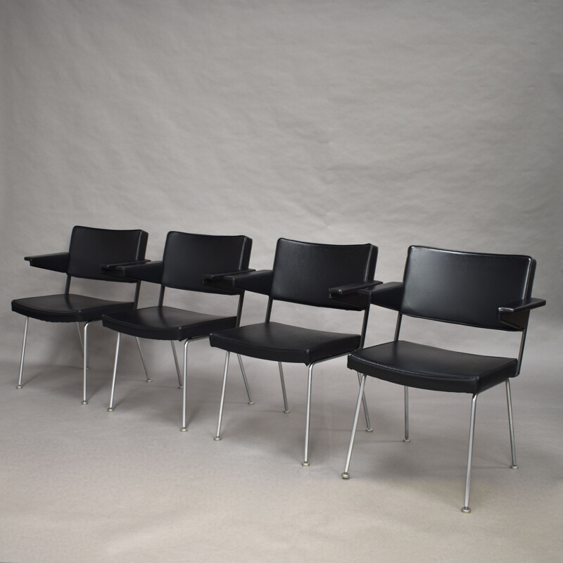 Set of 4 vintage chairs model 1265 by A. Cordemeyer for Gispen 1960s