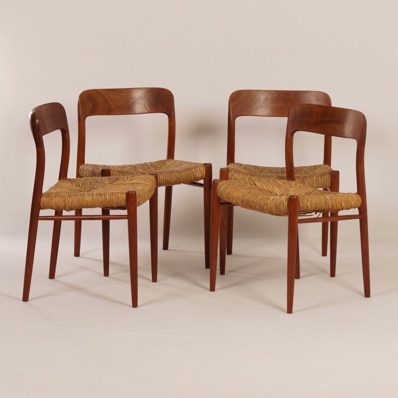 Set of 4 vintage danish chairs model 75 for JL Møller in teakwood 1950s 