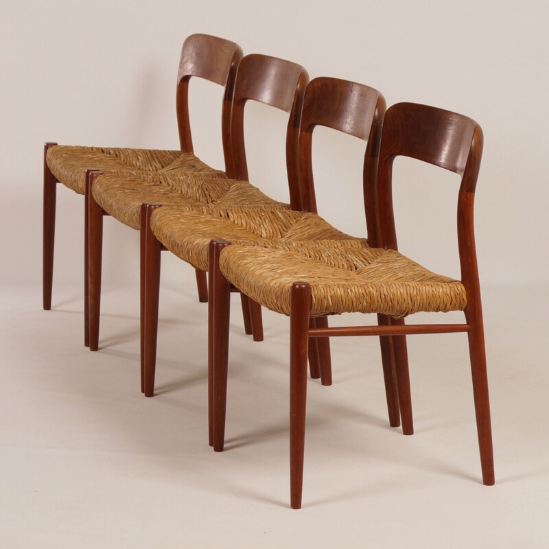 Set of 4 vintage danish chairs model 75 for JL Møller in teakwood 1950s 