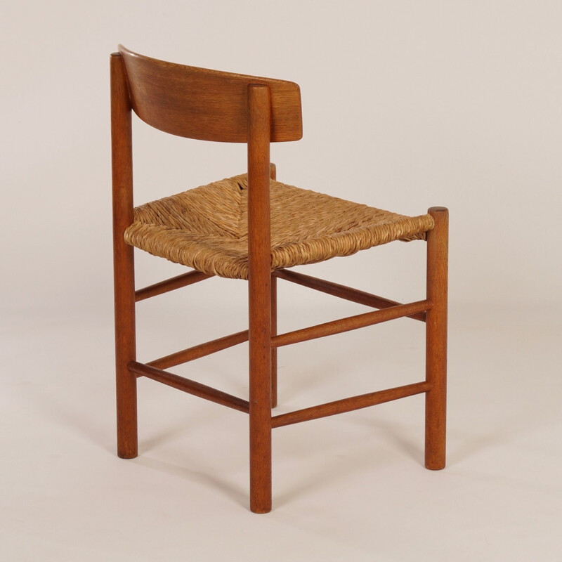 Vintage J39 Peoples chair by Borge Mogensen for Fredericia in oakwood 1940s