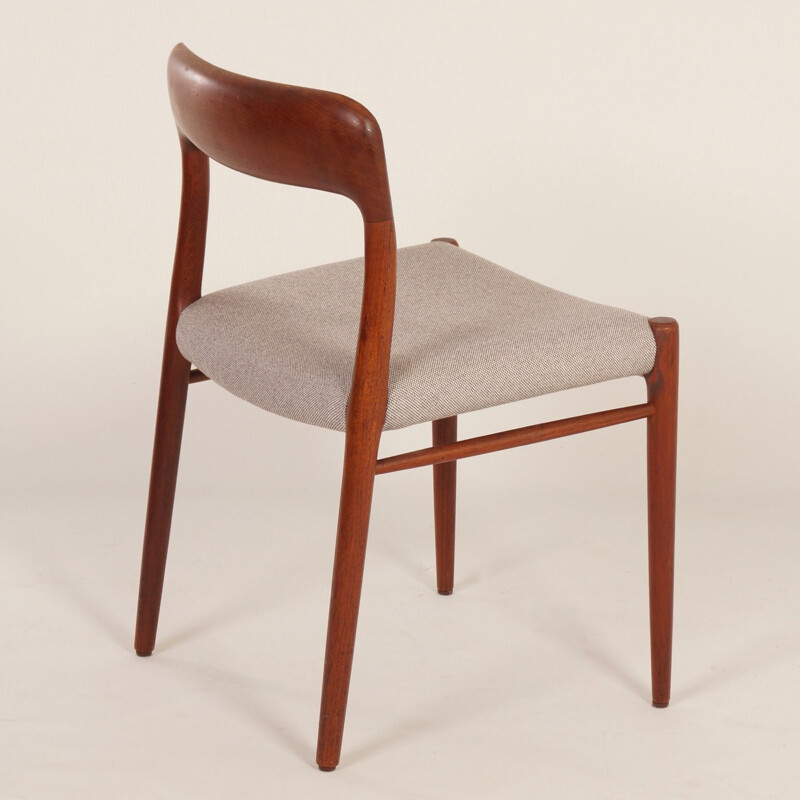 Suite de 4 chaises vintage danoises pour JL Møller en teck et tissu 1950