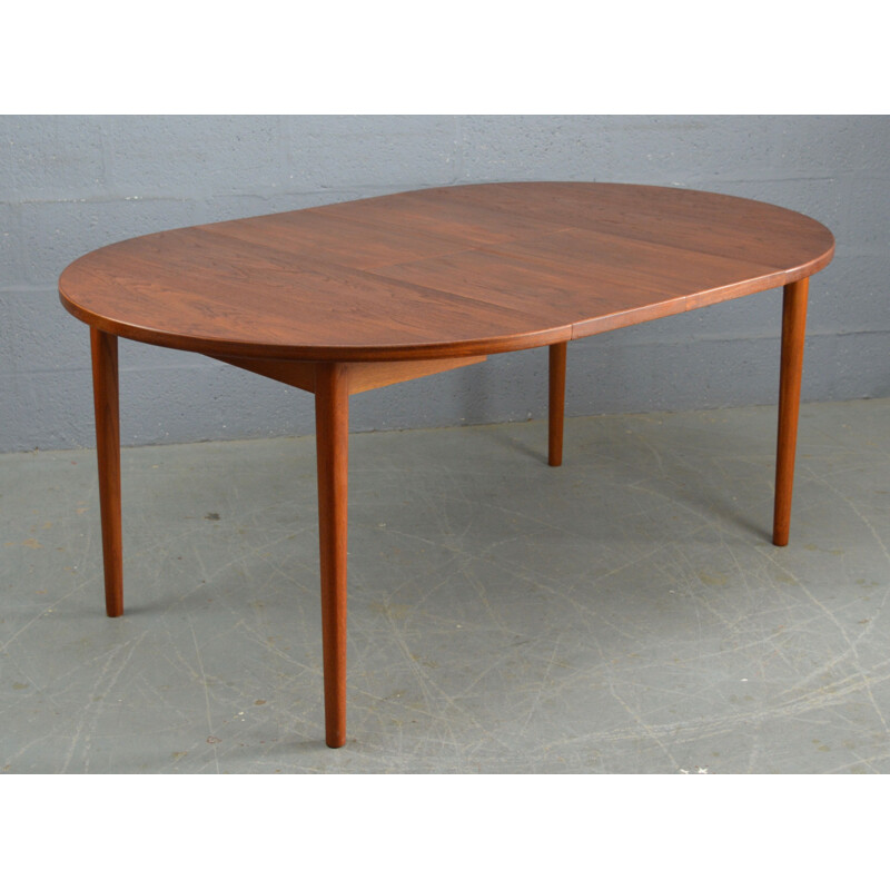 Vintage round table in teak by Nils Jonsson for Troeds