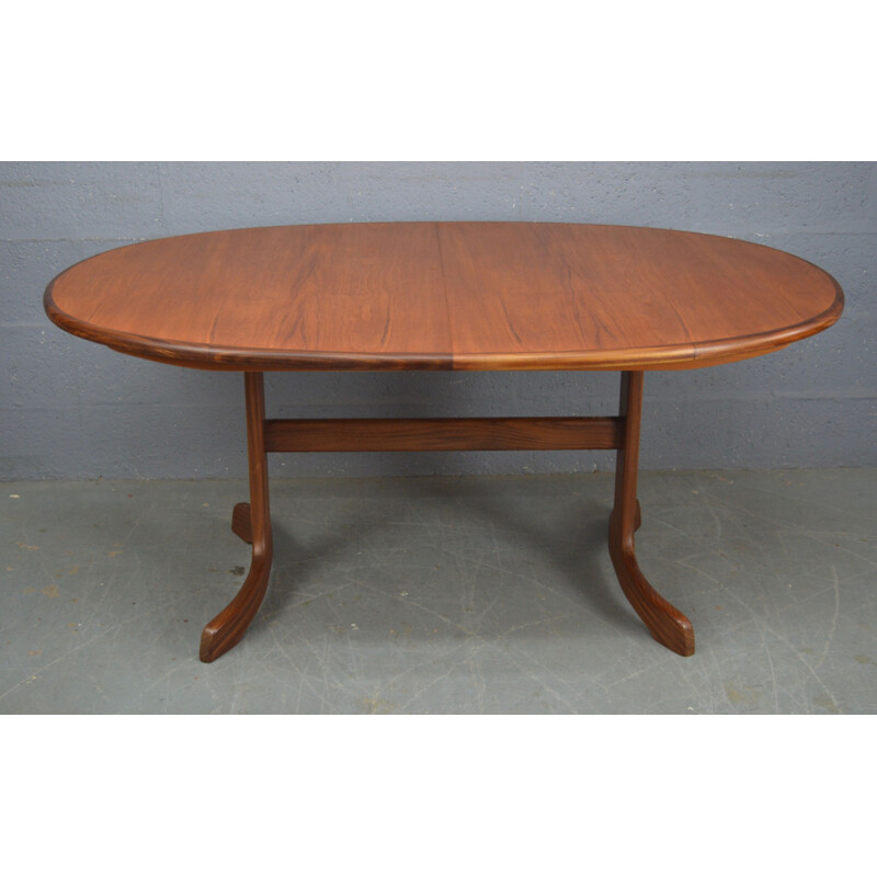 Vintage oval dining table in teak by G-Plan