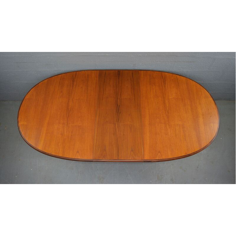 Vintage oval dining table in teak by G-Plan