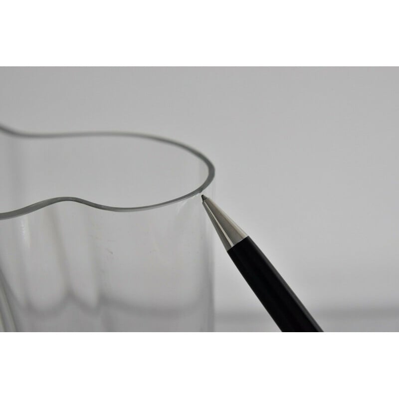 Vase vintage en verre transparent par Alvar Aalto