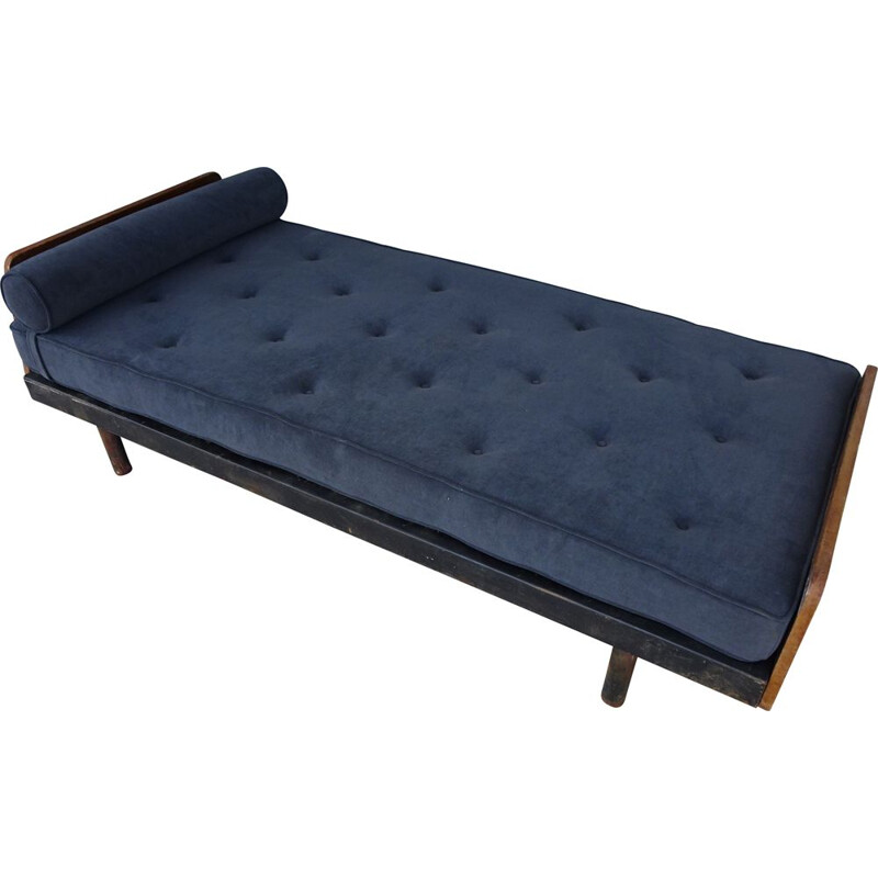 Vintage daybed by Jean Prouvé, model SCAL 452