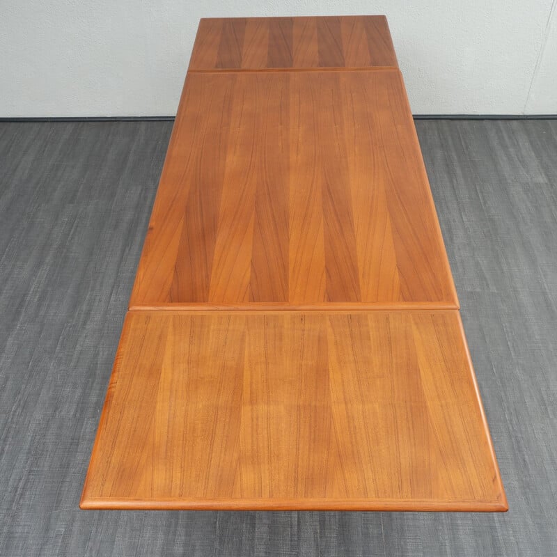 Vintage dining table in teak with rounded edges extendable 1960s 