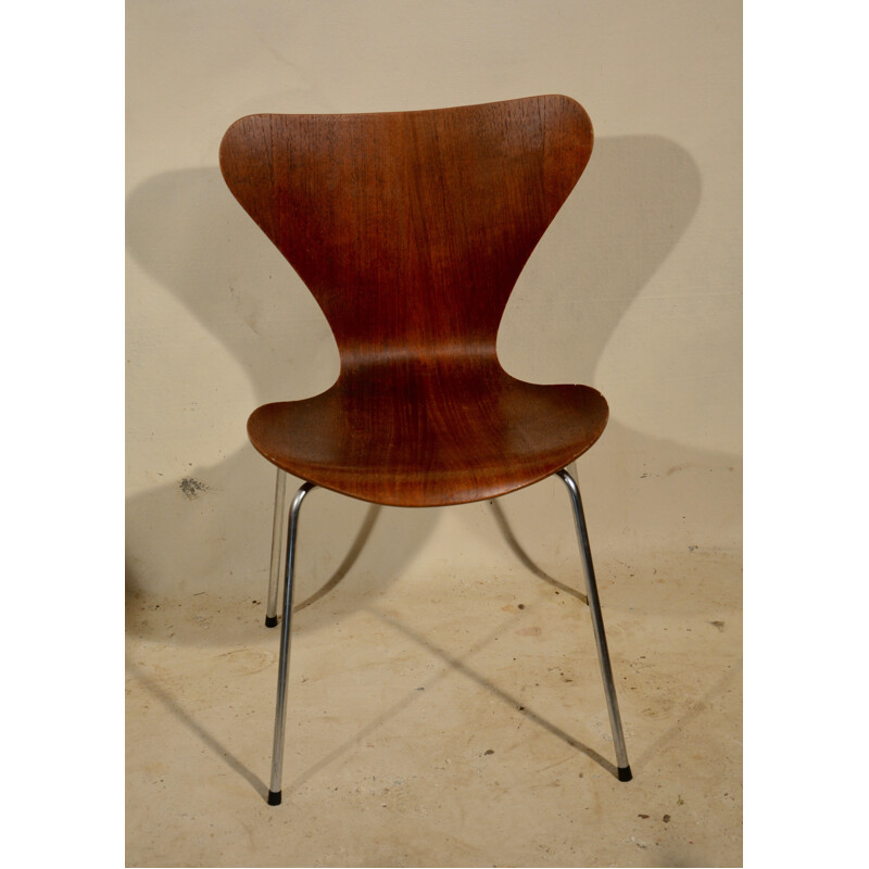 Fritz HANSEN serie 7 chair in teak, Arne JACOBSEN - 1950s