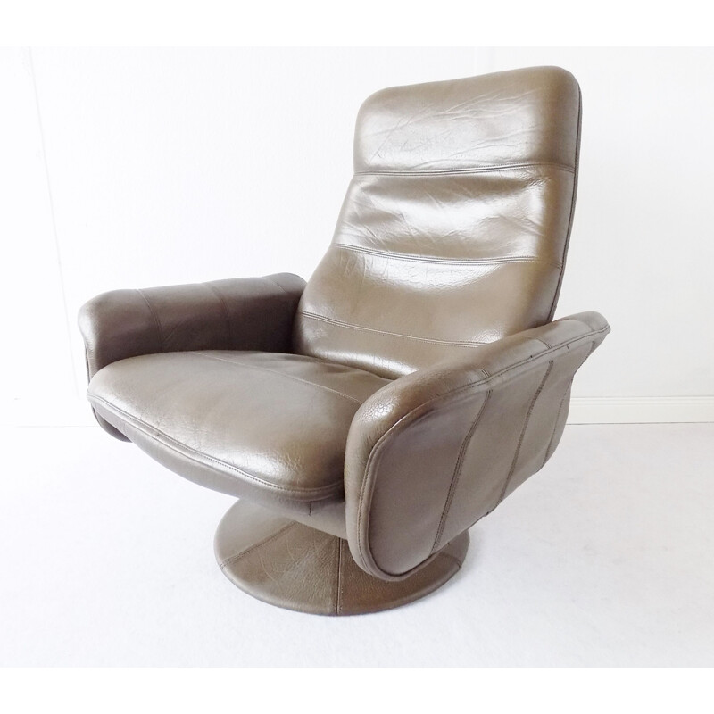 Vintage De Sede DS 50 tulip armchair with ottoman in brown leather 1970s