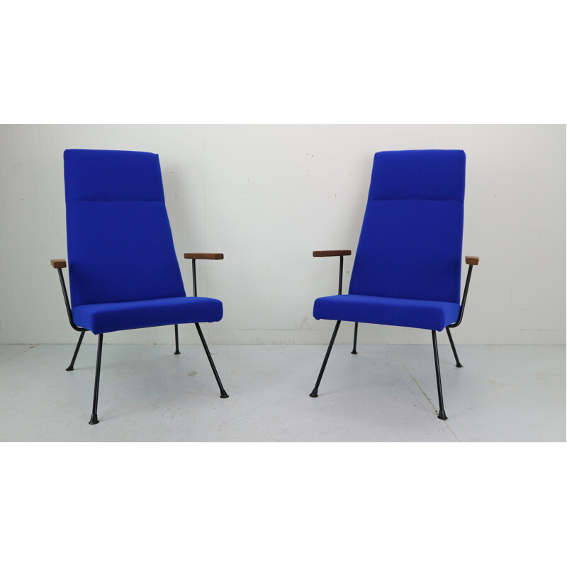 Set of 2 vintage 1410 armchairs for Gispen in blue wool and metal 1960s