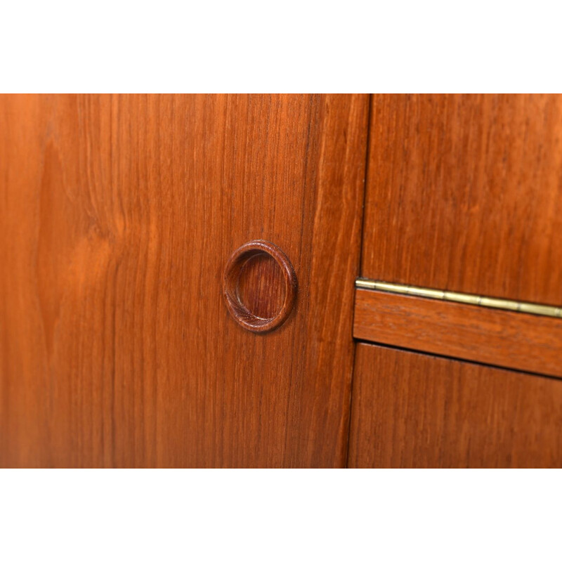 Vintage Danish highboard in teak and oak