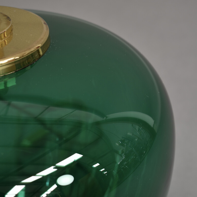 Vintage italian table lamp in emerlad green glass and brass 1970s