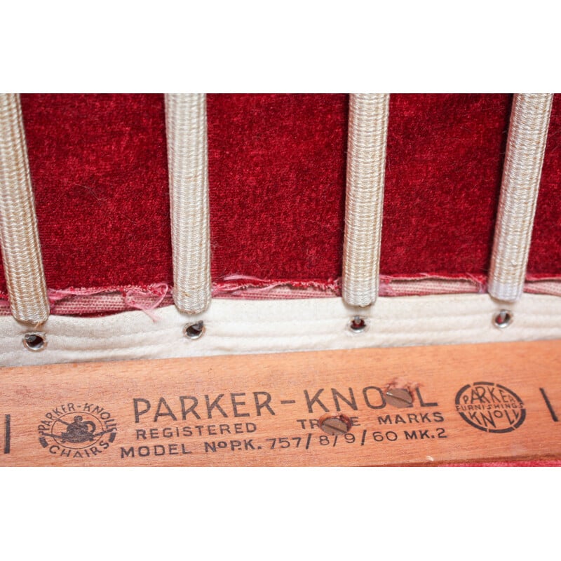 Fauteuil vintage Wingback pour Parker Knoll en chêne et velours rouge 1960