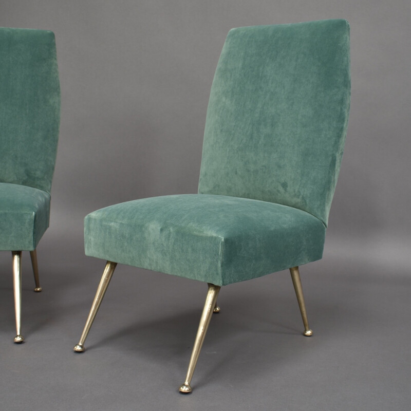 Paar vintage stoelen voor Minotti in groen fluweel en messing 1950