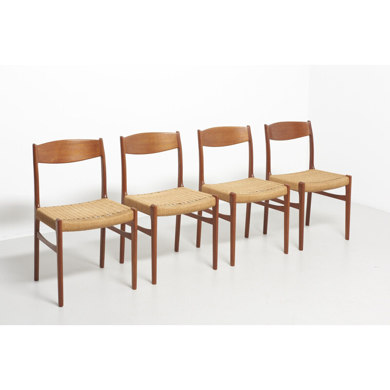 Set of 4 vintage chairs for Glyngore Stolefabrik in teakwood and papercord 1950s