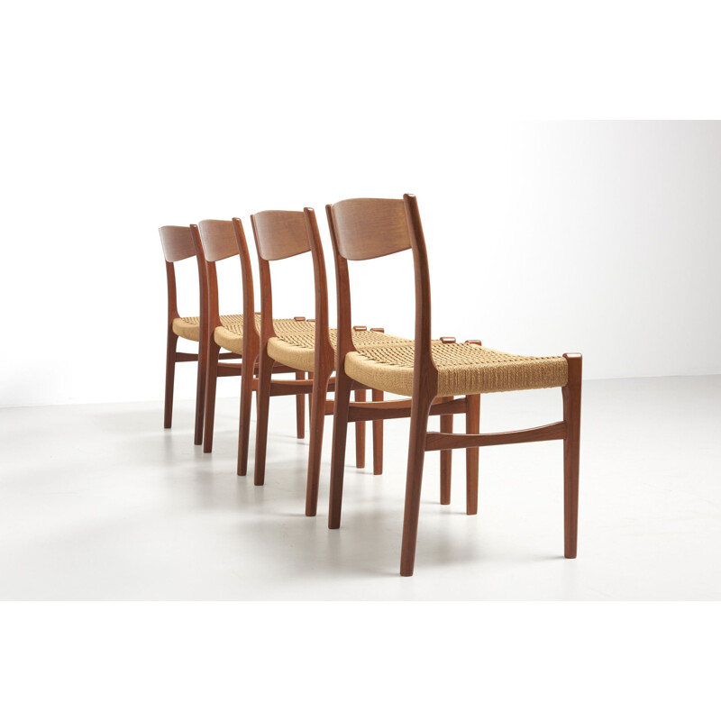 Set of 4 vintage chairs for Glyngore Stolefabrik in teakwood and papercord 1950s