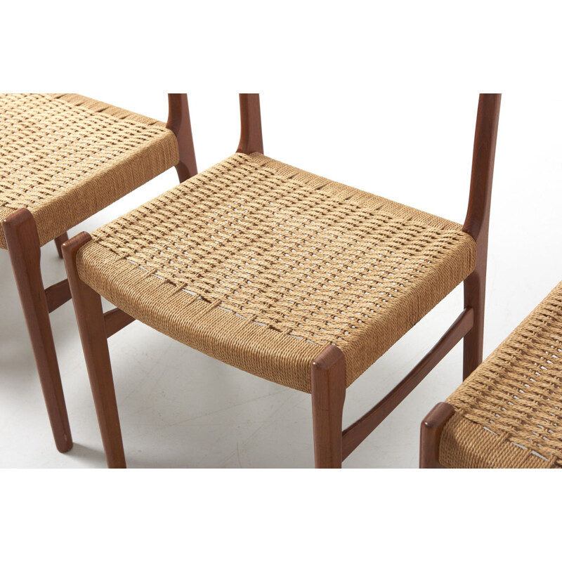 Set of 4 vintage chairs for Glyngore Stolefabrik in teakwood and papercord 1950s