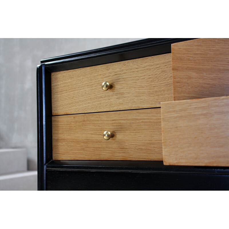 Vintage chest of drawers in oak from E-Gomme